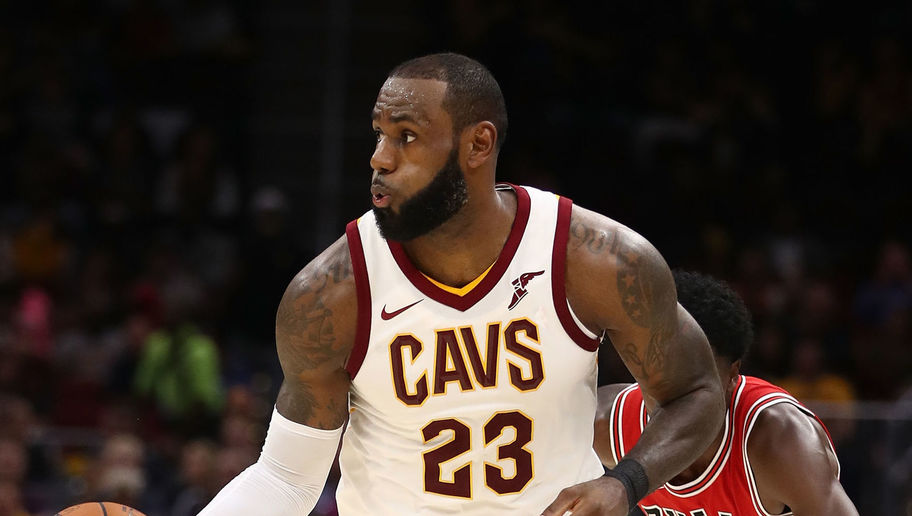 Cuanto Mide El Pie De Lebron James